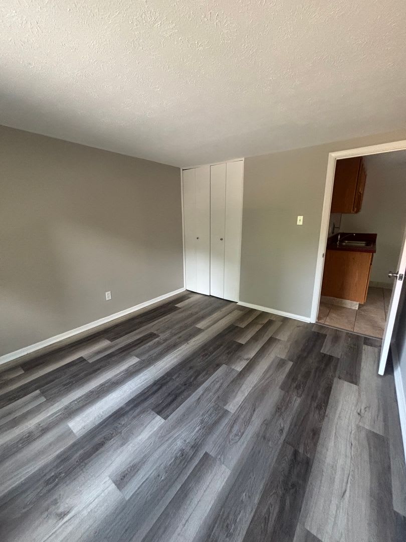 20604 Lorain Rd – photo 3