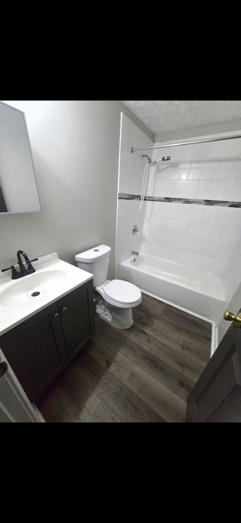 Welcome Home to Bellagio South Living: Where Comfort Meets Convenience – photo 4
