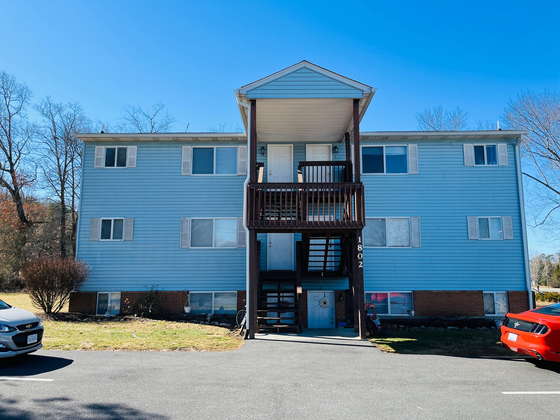3 Bedroom, 2 Bath Apartment – photo 5