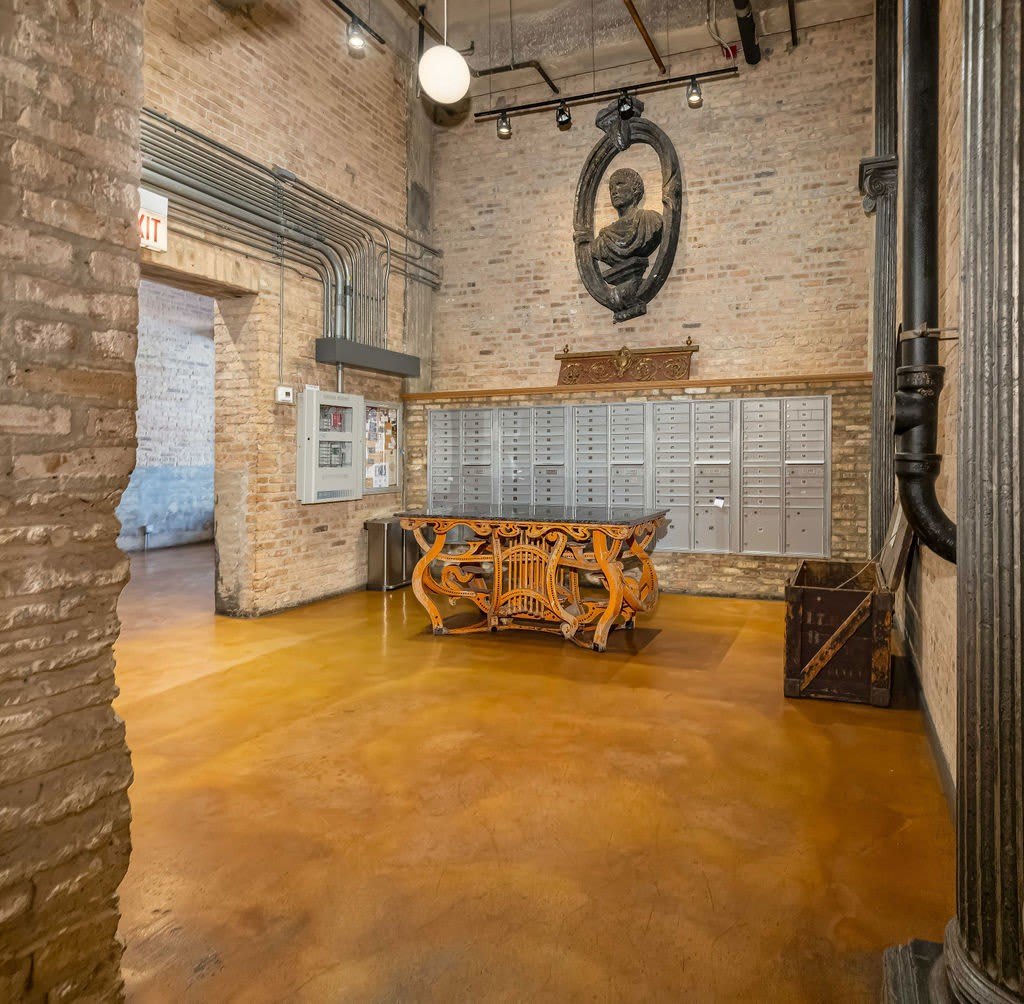 2545 S DEARBORN Street – photo 3
