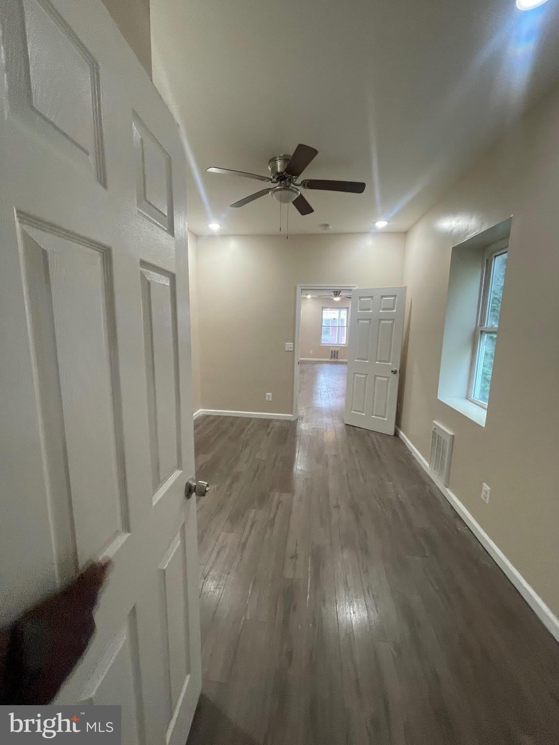 5264 DELANCEY Street – photo 4