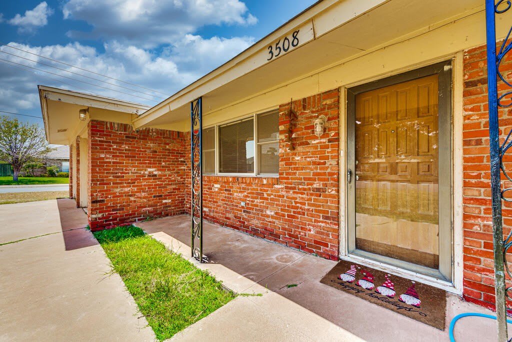 3508 Princeton Ave – photo 2