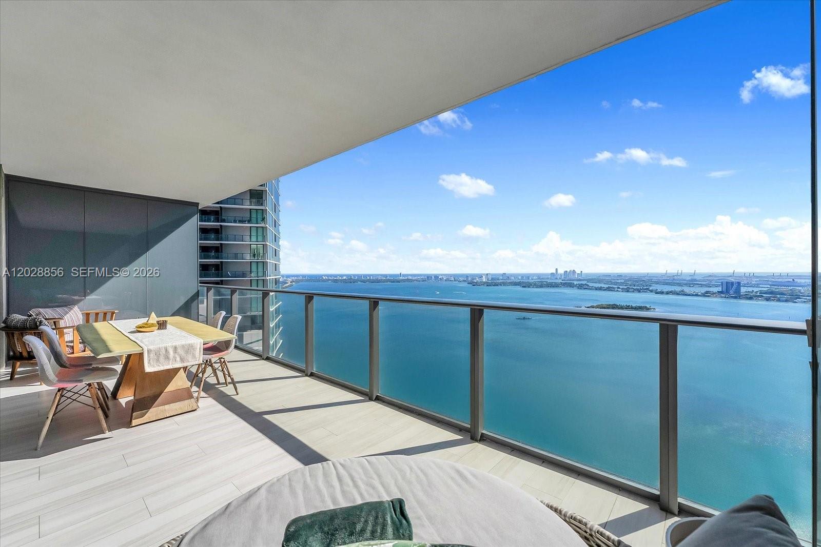 560 Northeast 32nd Street – photo 4