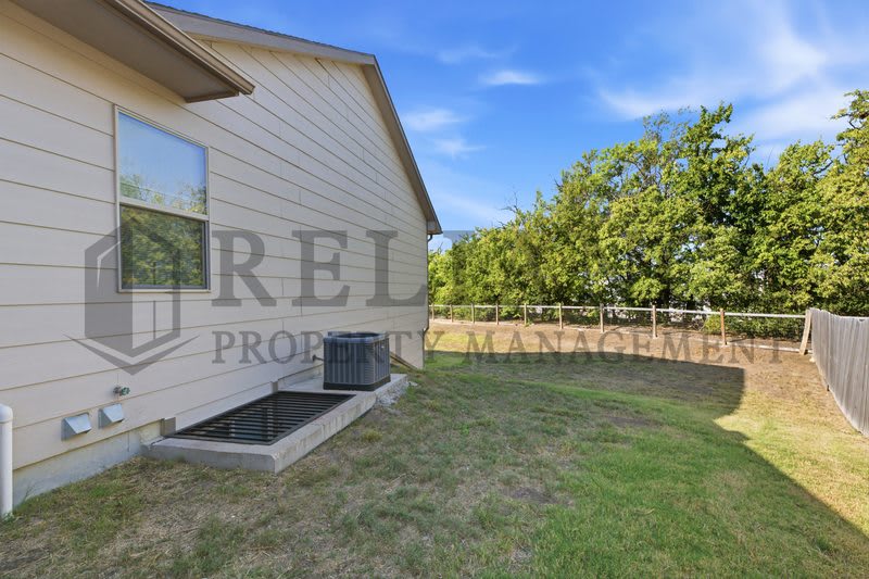 2204 E Quivira St – photo 4
