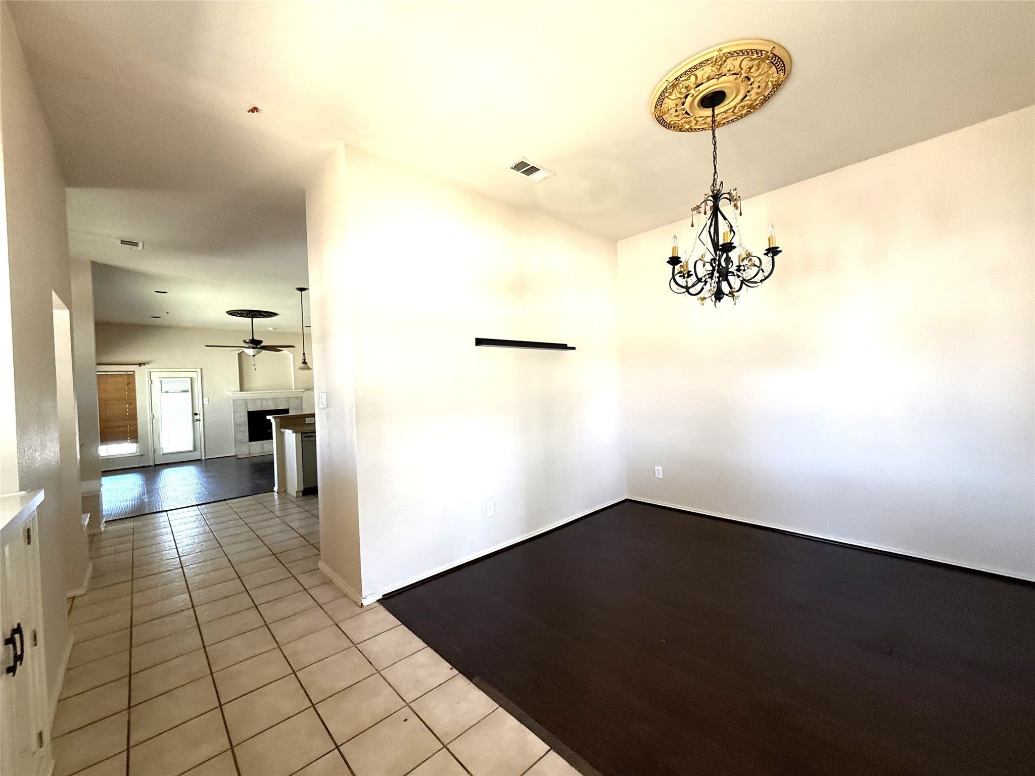 2406 Hillside Drive – photo 2