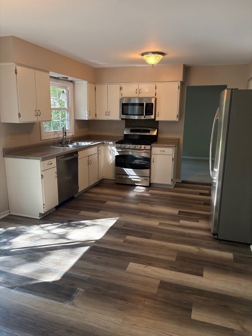 1613 CLYDE Drive – photo 4