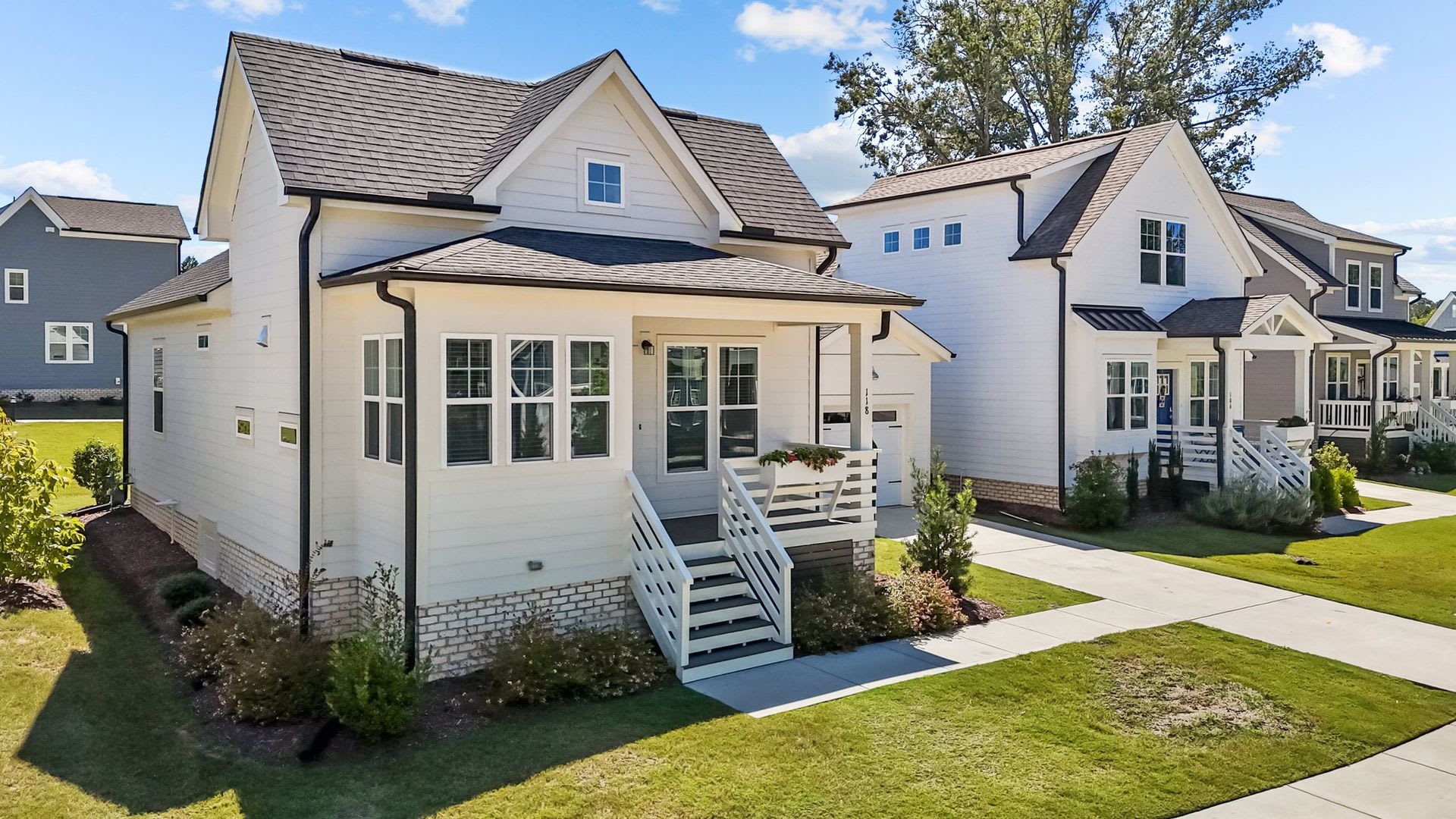 Beautiful 2 Bedroom/2 Bath in Chatham Park with garage! – photo 2