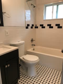 1743 North Gardiner Drive 12B – photo 5