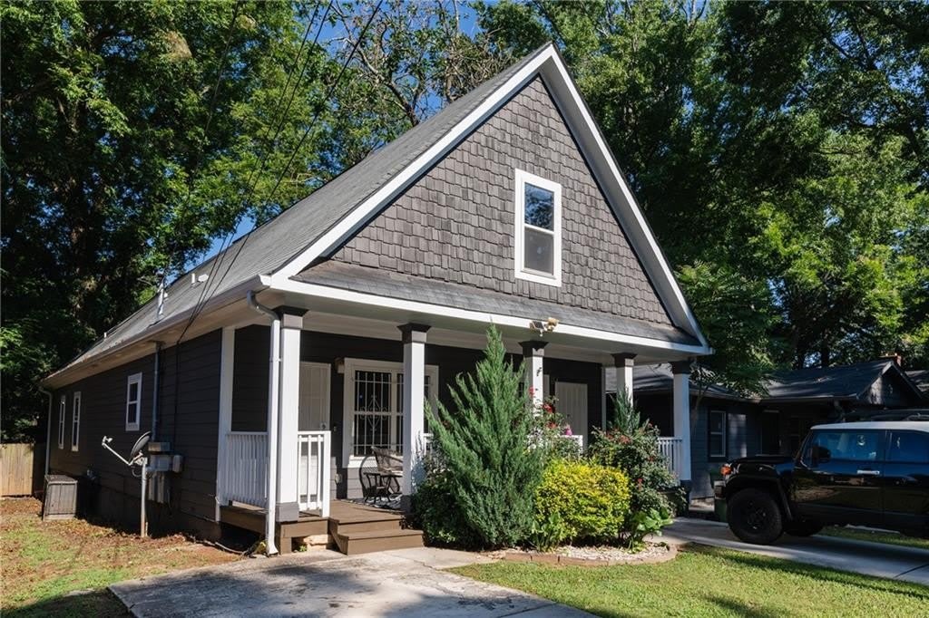 1099 Smith Street – photo 1