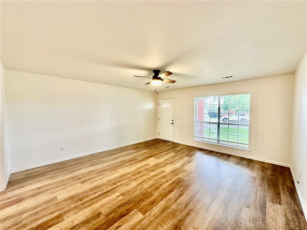 802 E Kara – photo 3