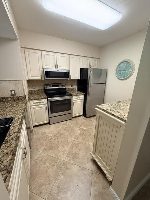 1035 LAKE SHORE Drive – photo 3