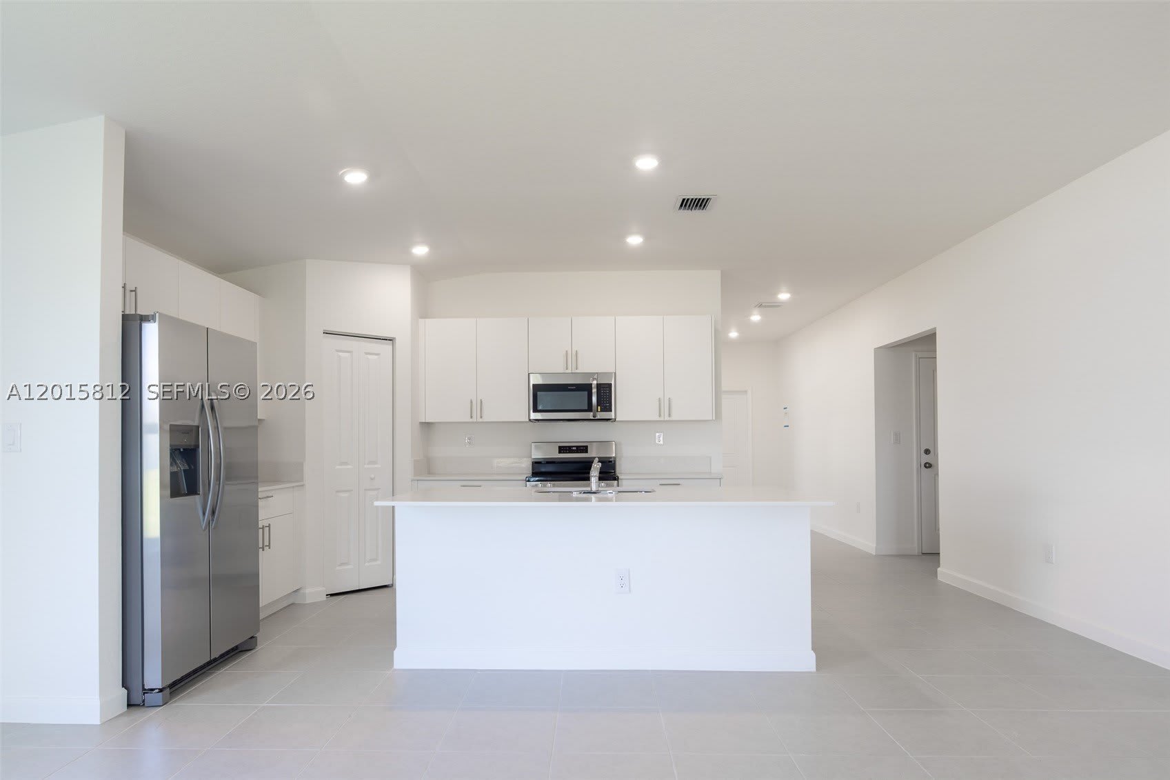 17564 SW 285th St – photo 3