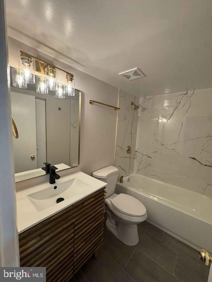 1317 HOLLINS Street – photo 5
