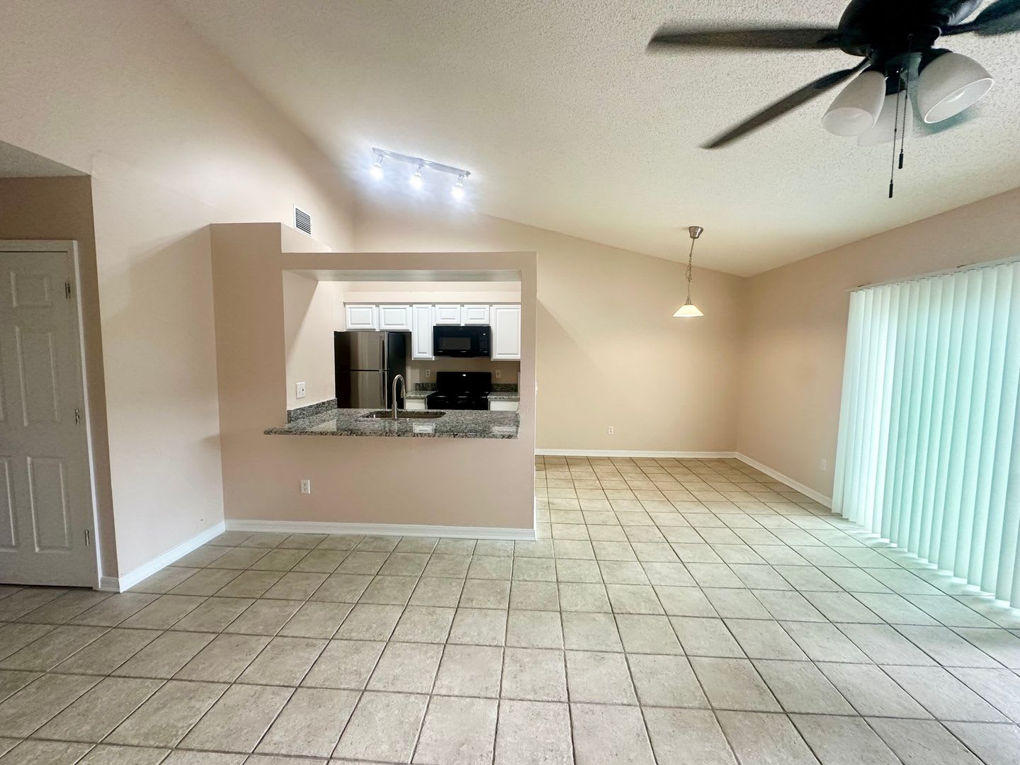 Incredible 3 bed 2 bath home in Apopka – photo 3