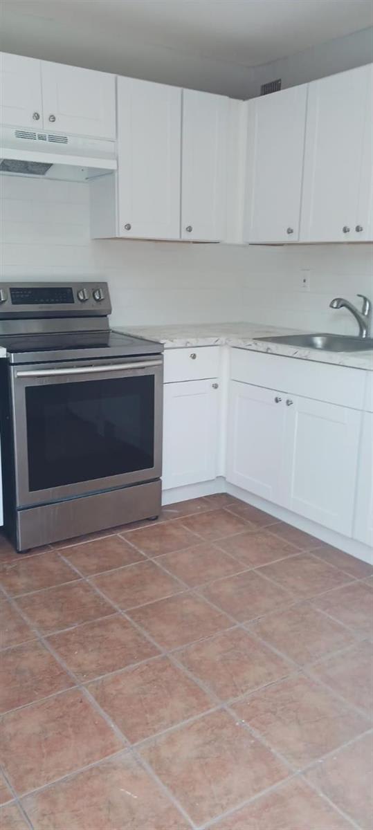 913 Sw 15th Terrace – photo 1