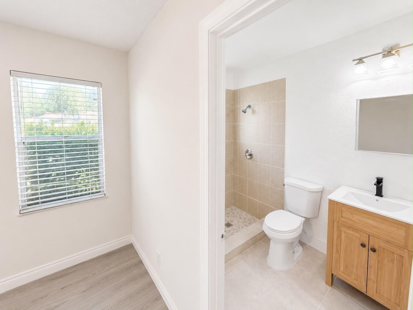 4261 NW 114th Terrace – photo 5