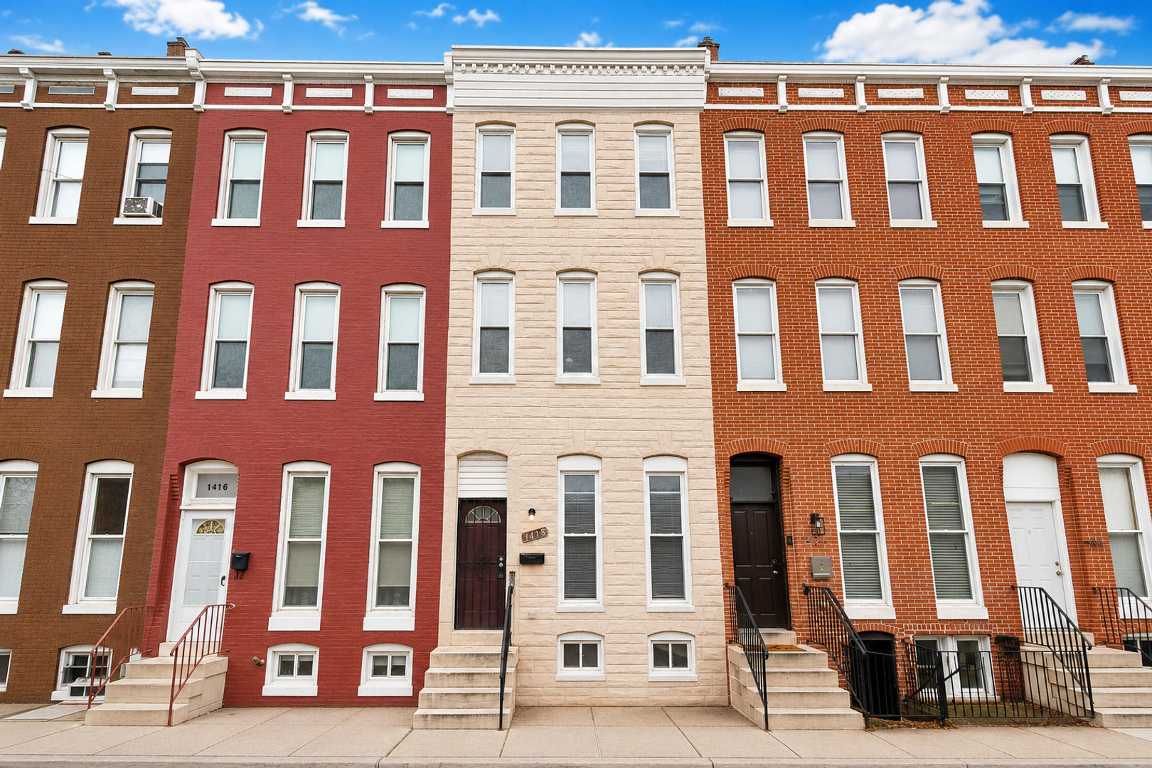 Move In This August Get 500 Off Freshly Updated Baltimore Rowhome – photo 1