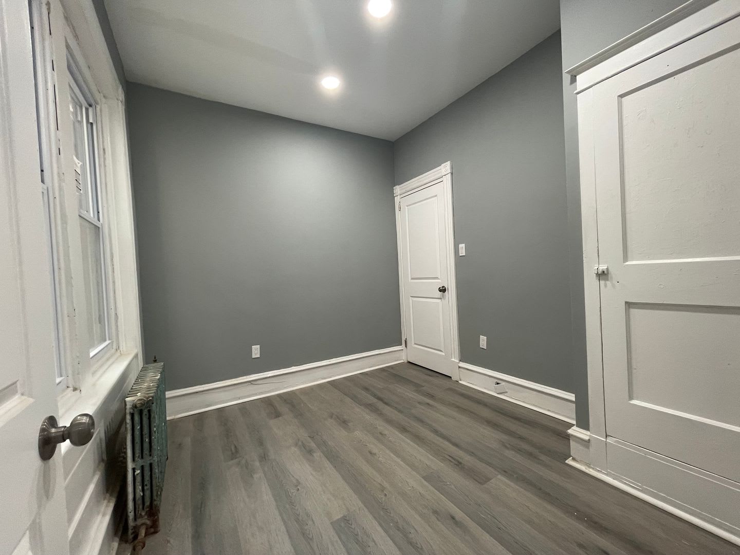 Spacious 5-Bedroom, 2-Bath Philadelphia Home – 30 N 56th St – photo 4