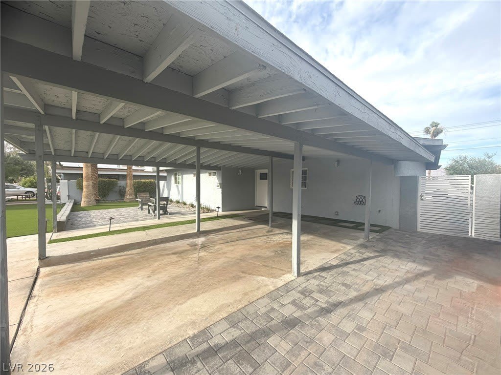 700 N 22nd Street – photo 2
