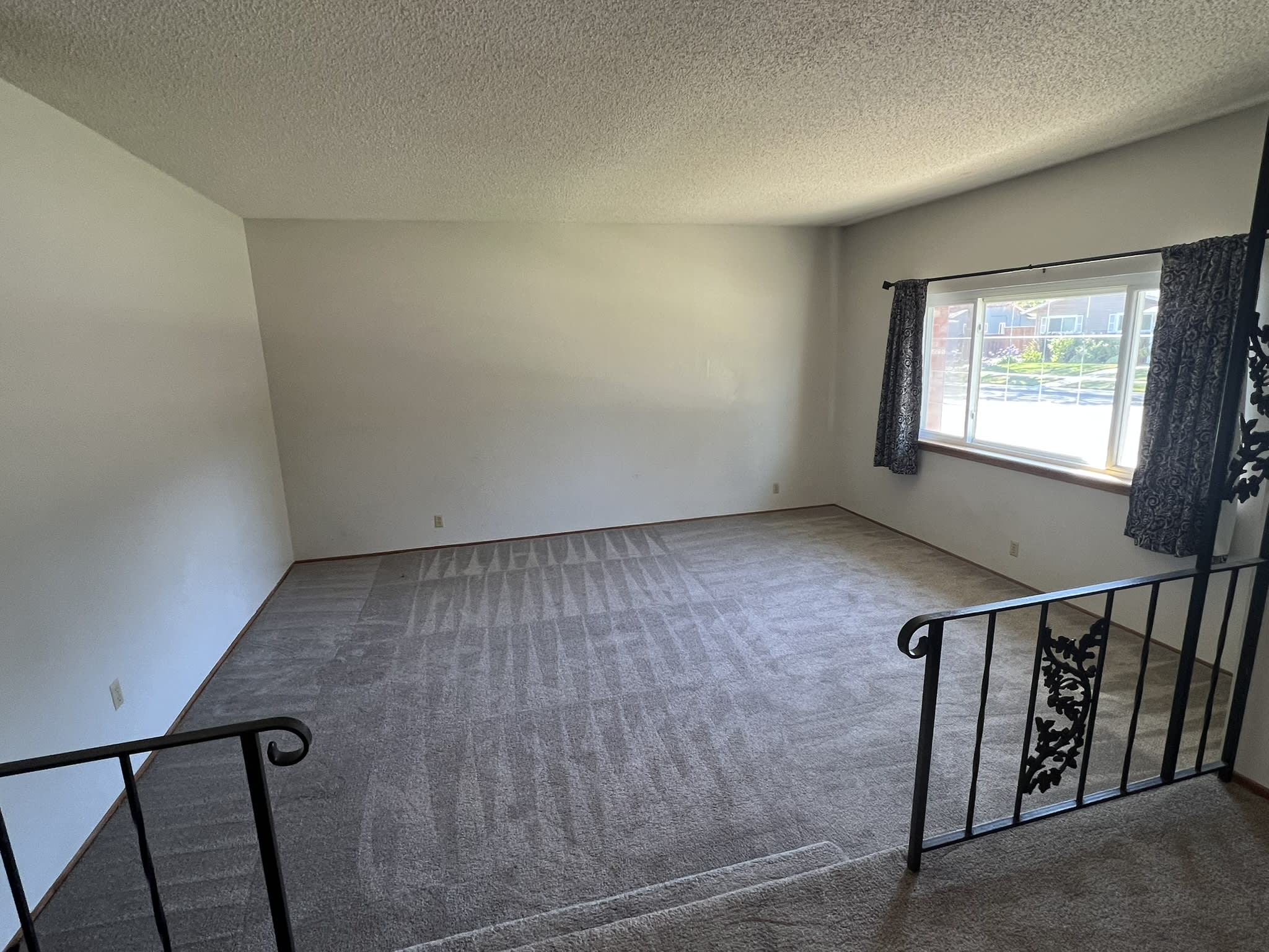 2335 Shannon Lane – photo 3