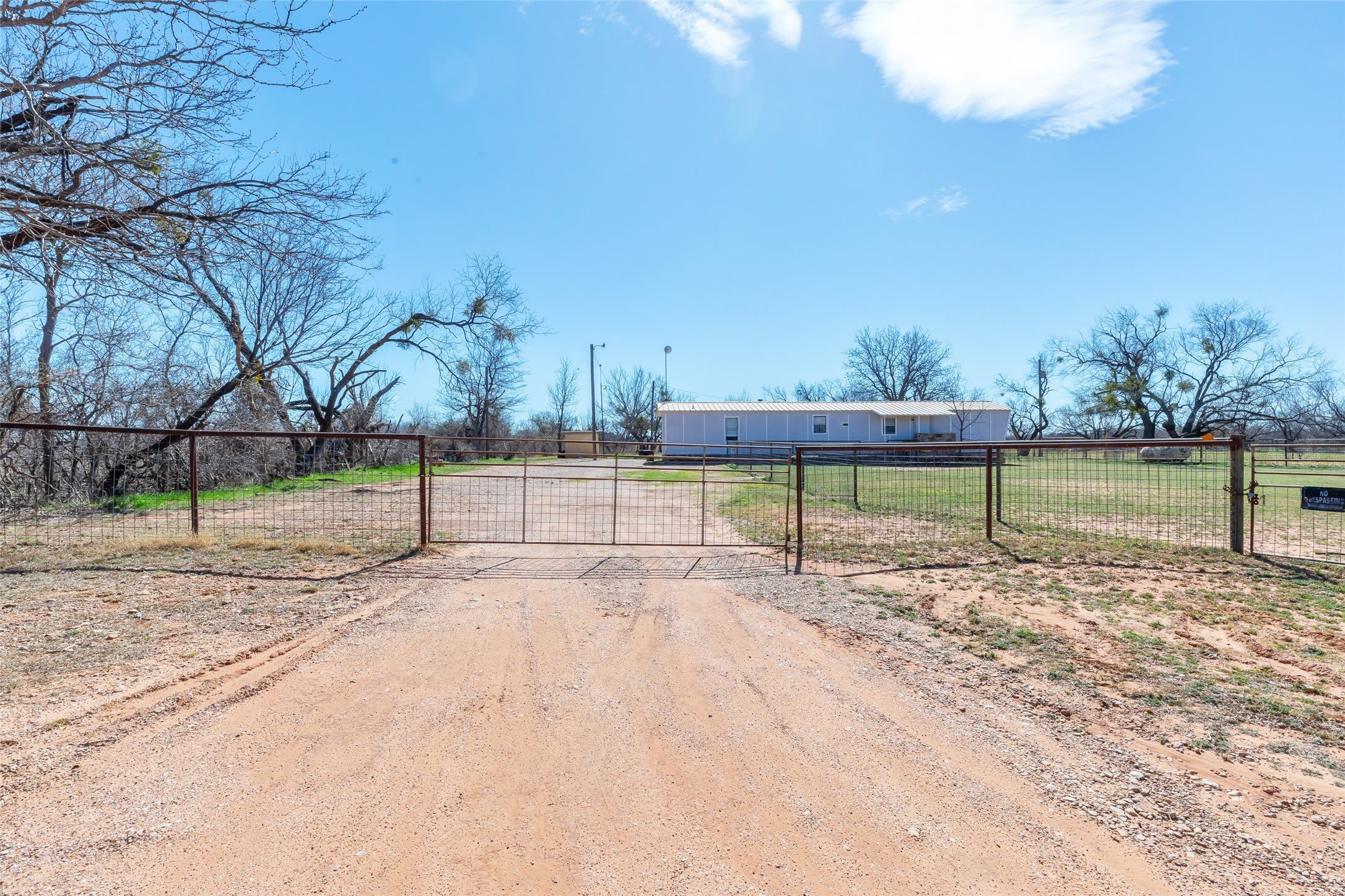 417 Elm Creek – photo 3