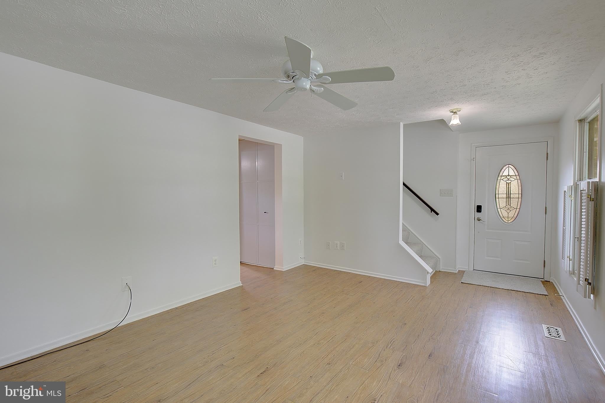 1623 SECRETARIAT Drive – photo 4