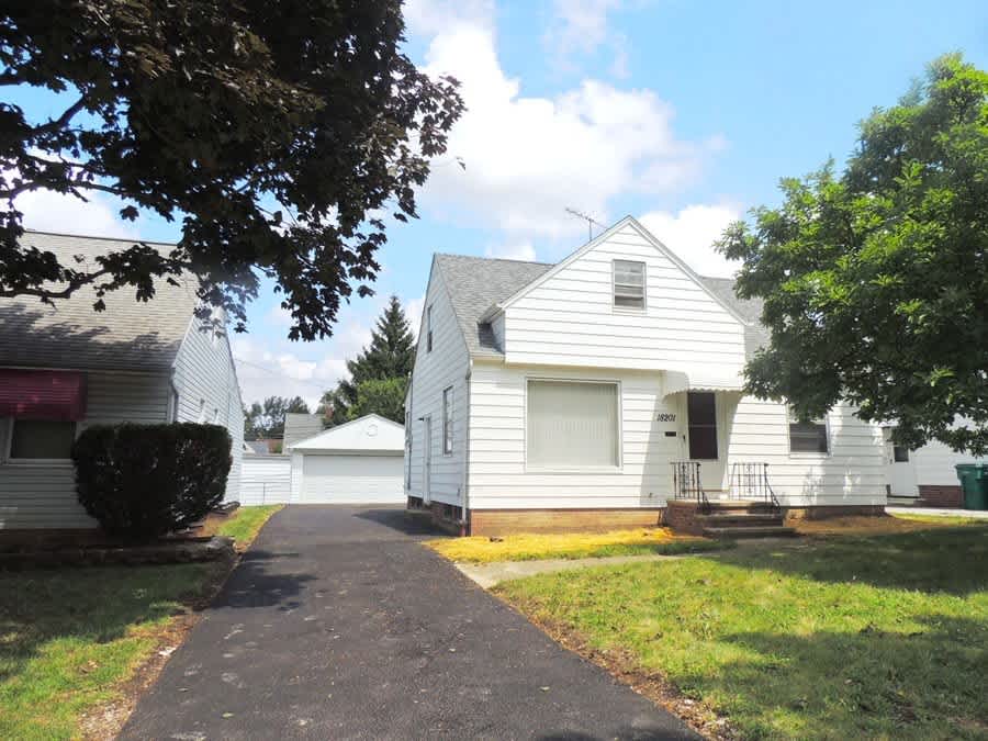 3 Bed 1 Bath Cape Code For Rent In Maple Heights – photo 1