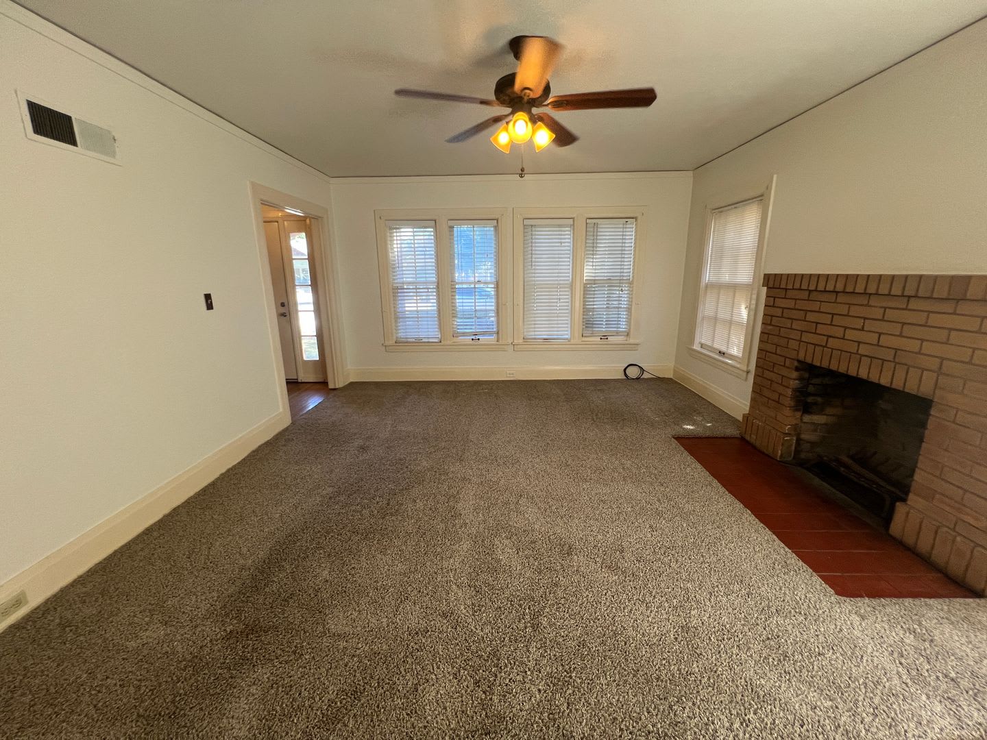 925 Lincoln Street – photo 3