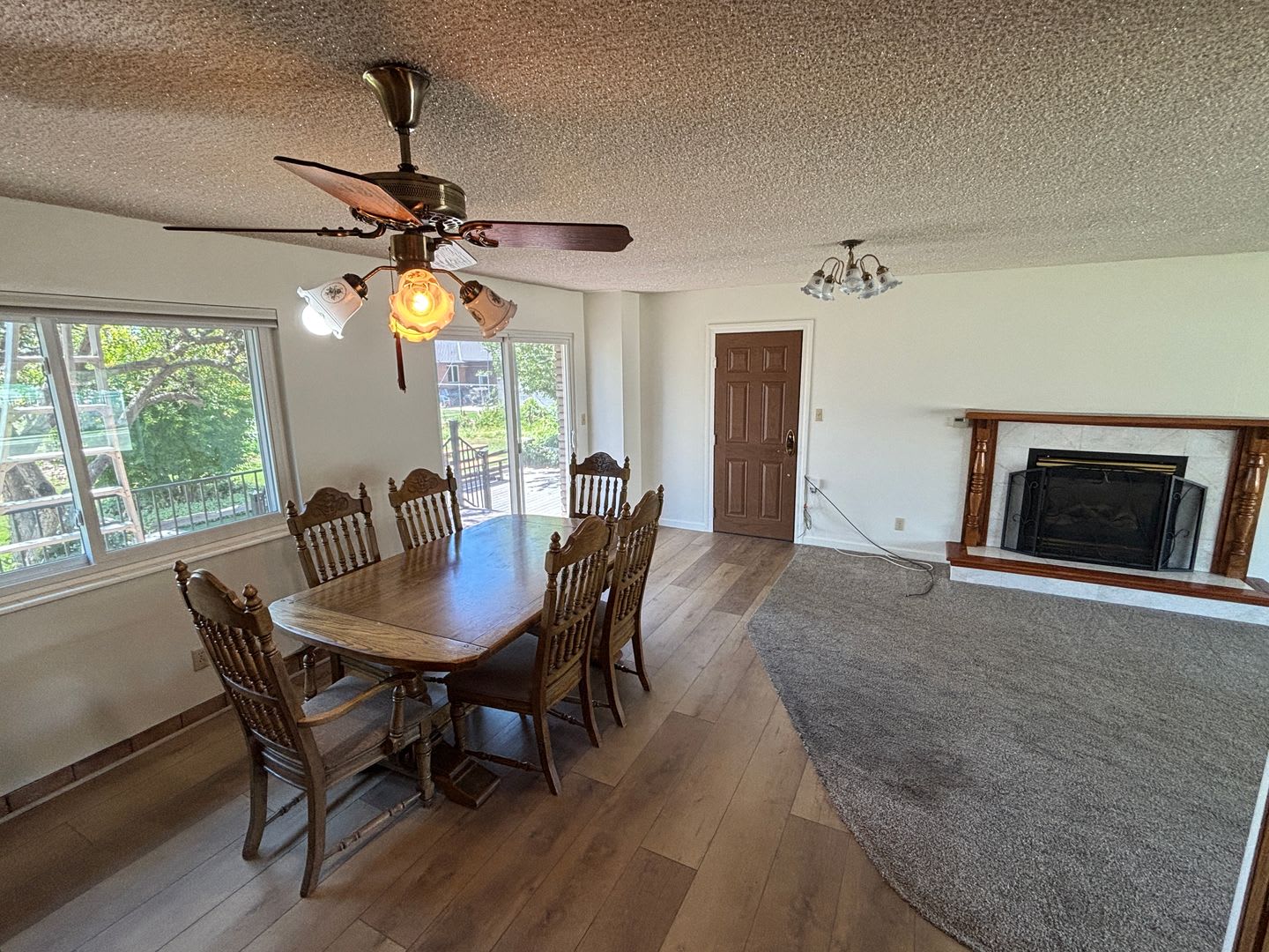 Nice Rambler home with a finished basement in desirable neighborhood – photo 4