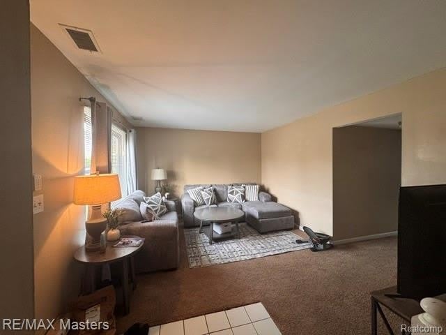 20025 Village Green Court – photo 4