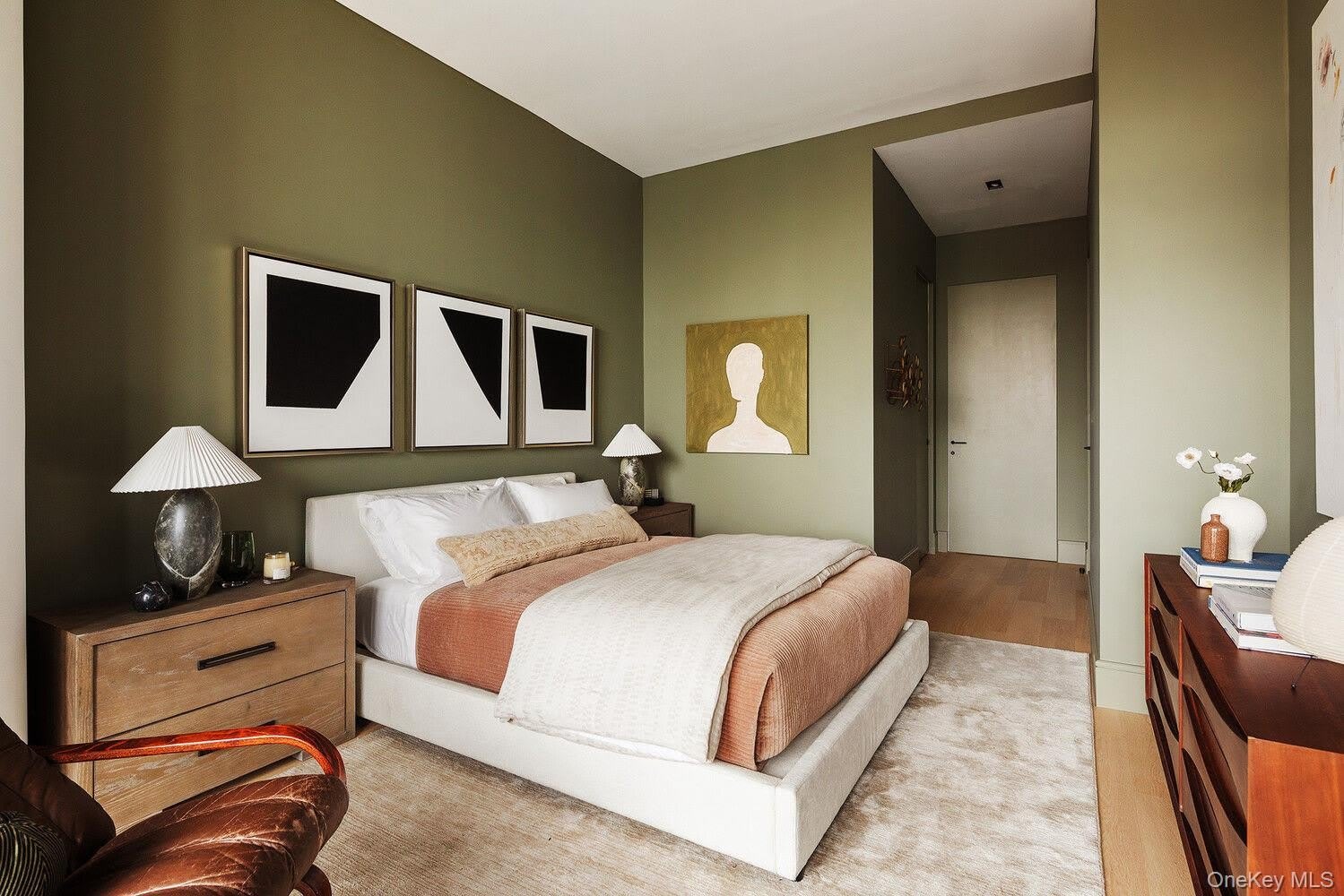 28 HERBERT Street – photo 3