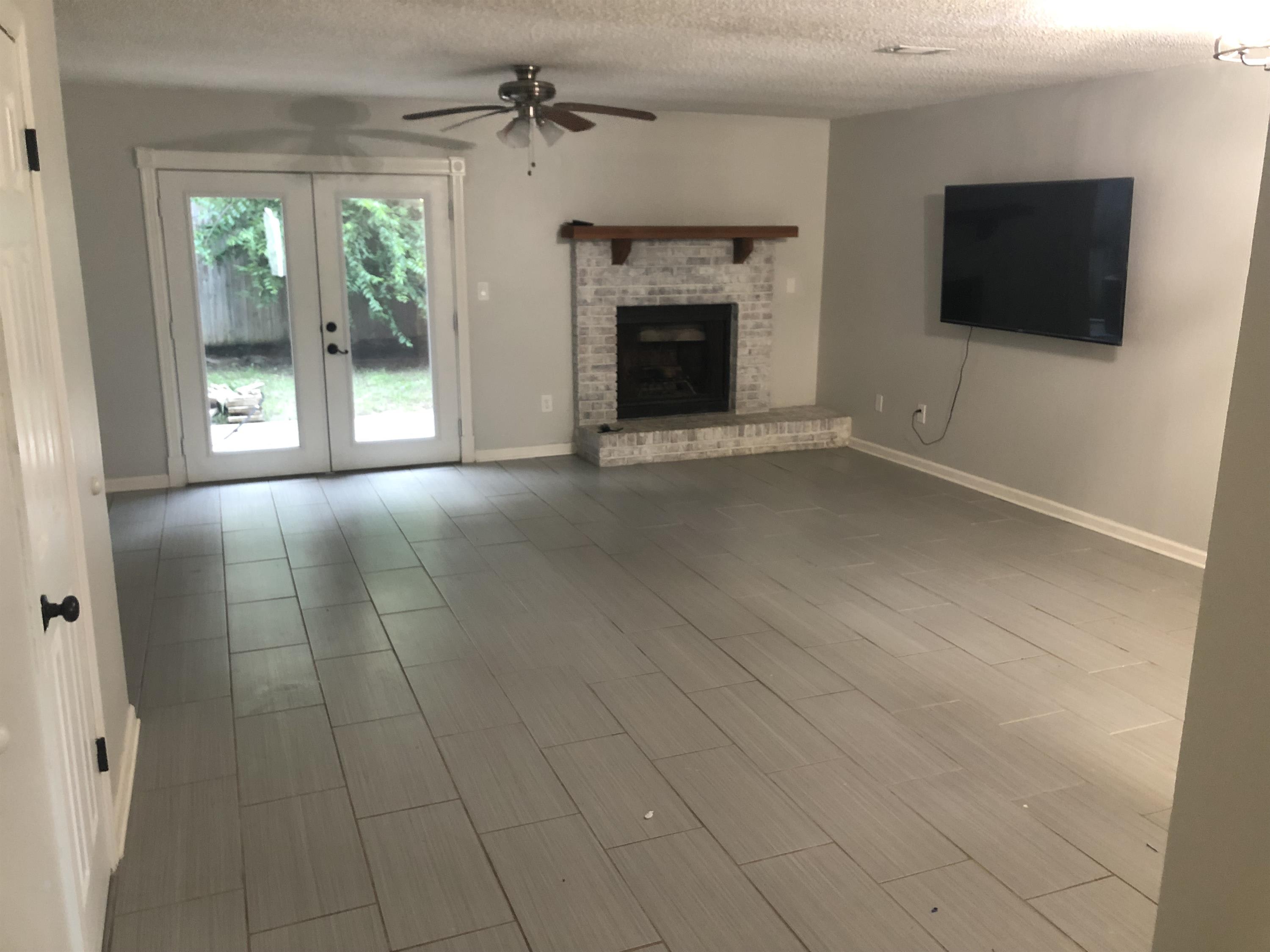 1242 Chee Lane – photo 3