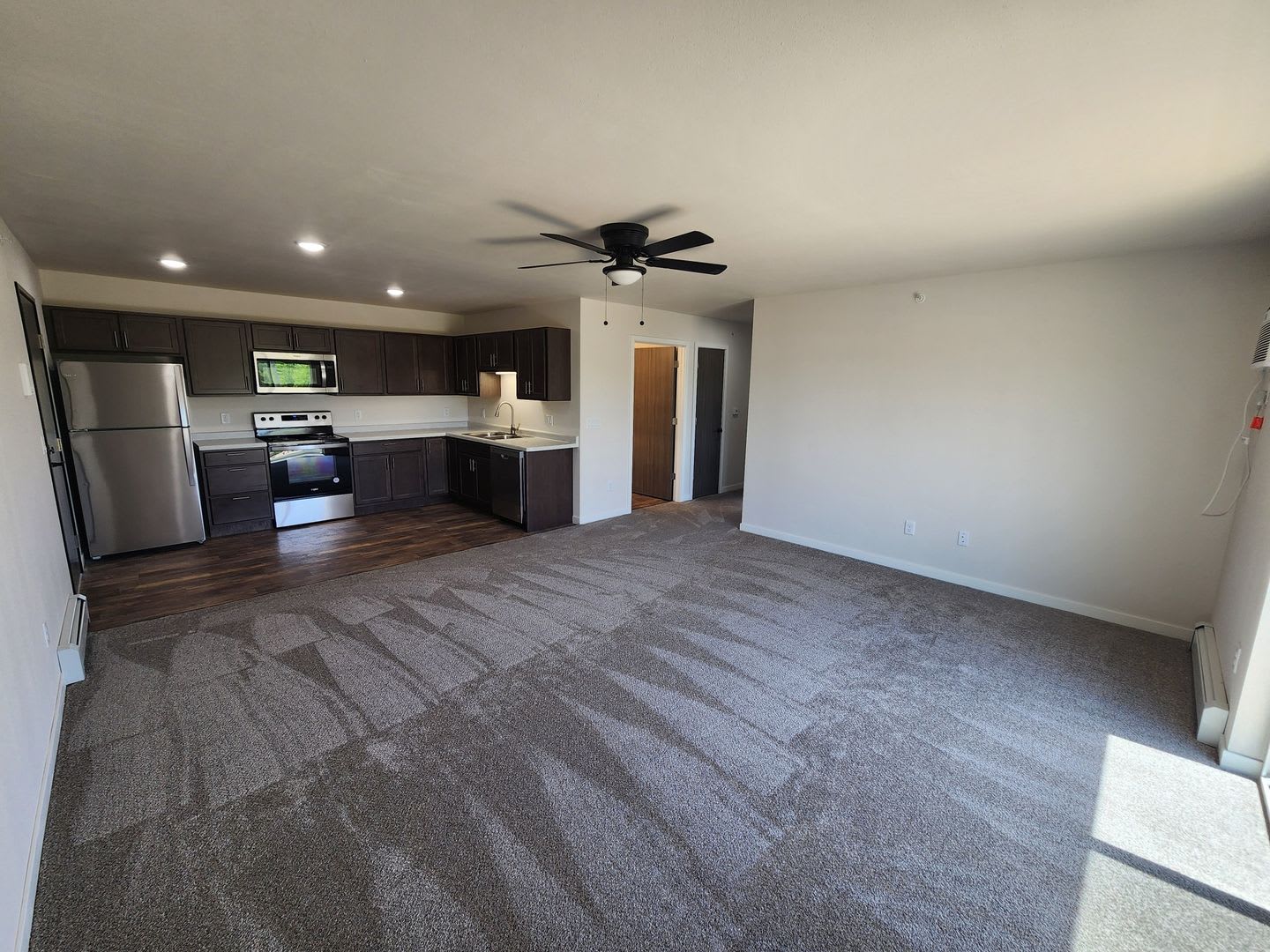 Plaza View Apartments – photo 3