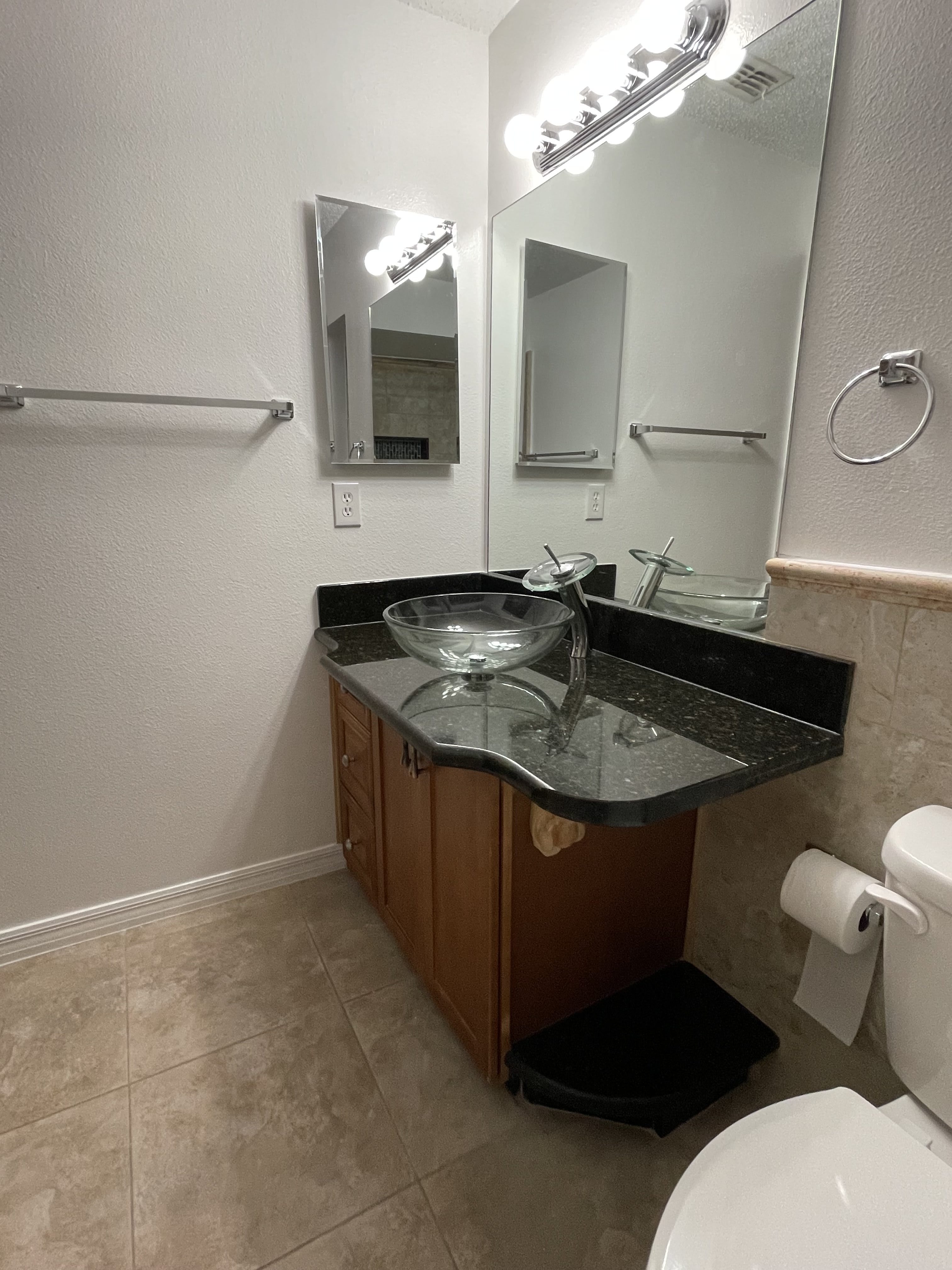 12484 Oneida St – photo 3