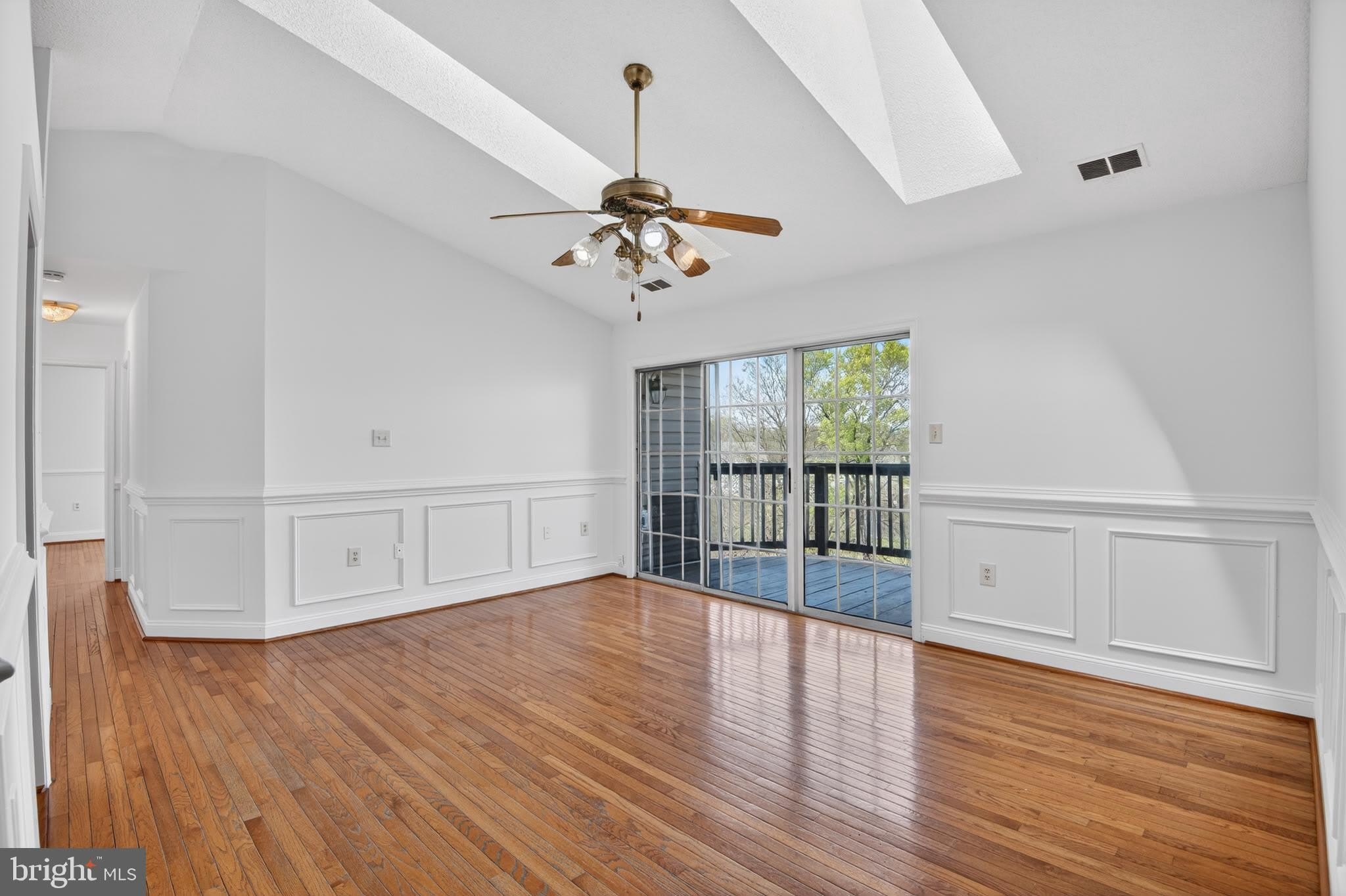 102-11 TIMBERLAKE Terrace – photo 3