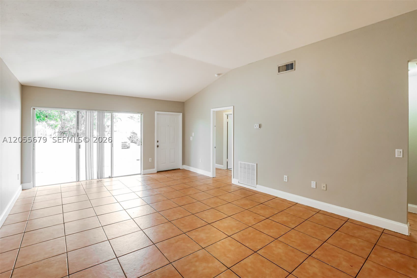 10352 SW 208th Ln – photo 5