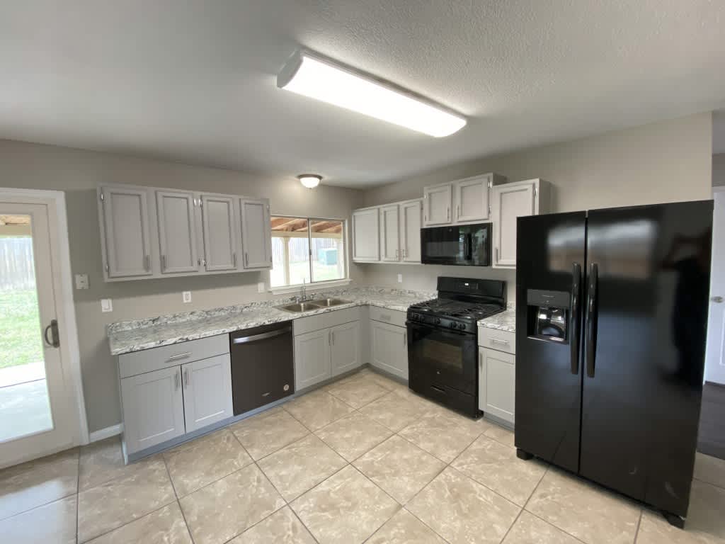 6311 Marrogot Run Street – photo 3