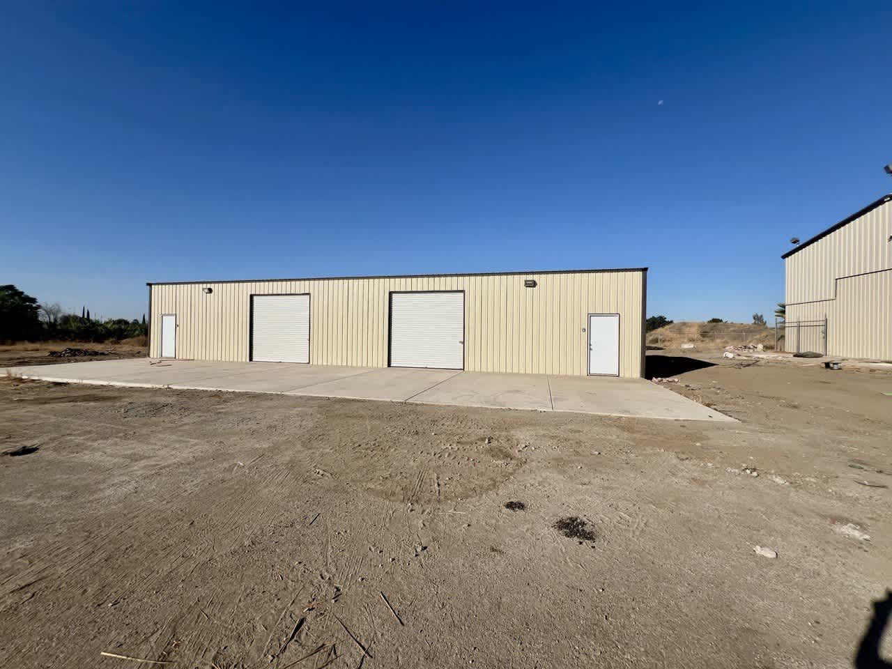 731 E River Ave – photo 1