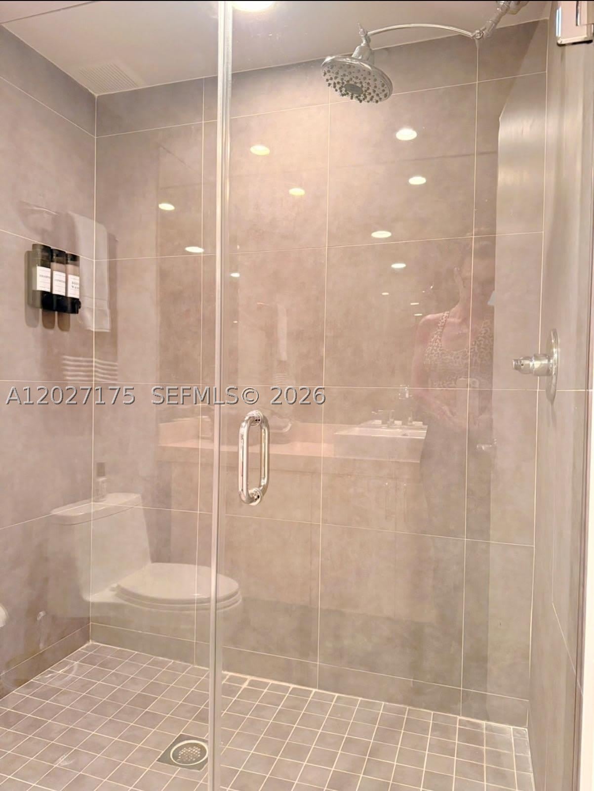 2135 Washington Ct – photo 3