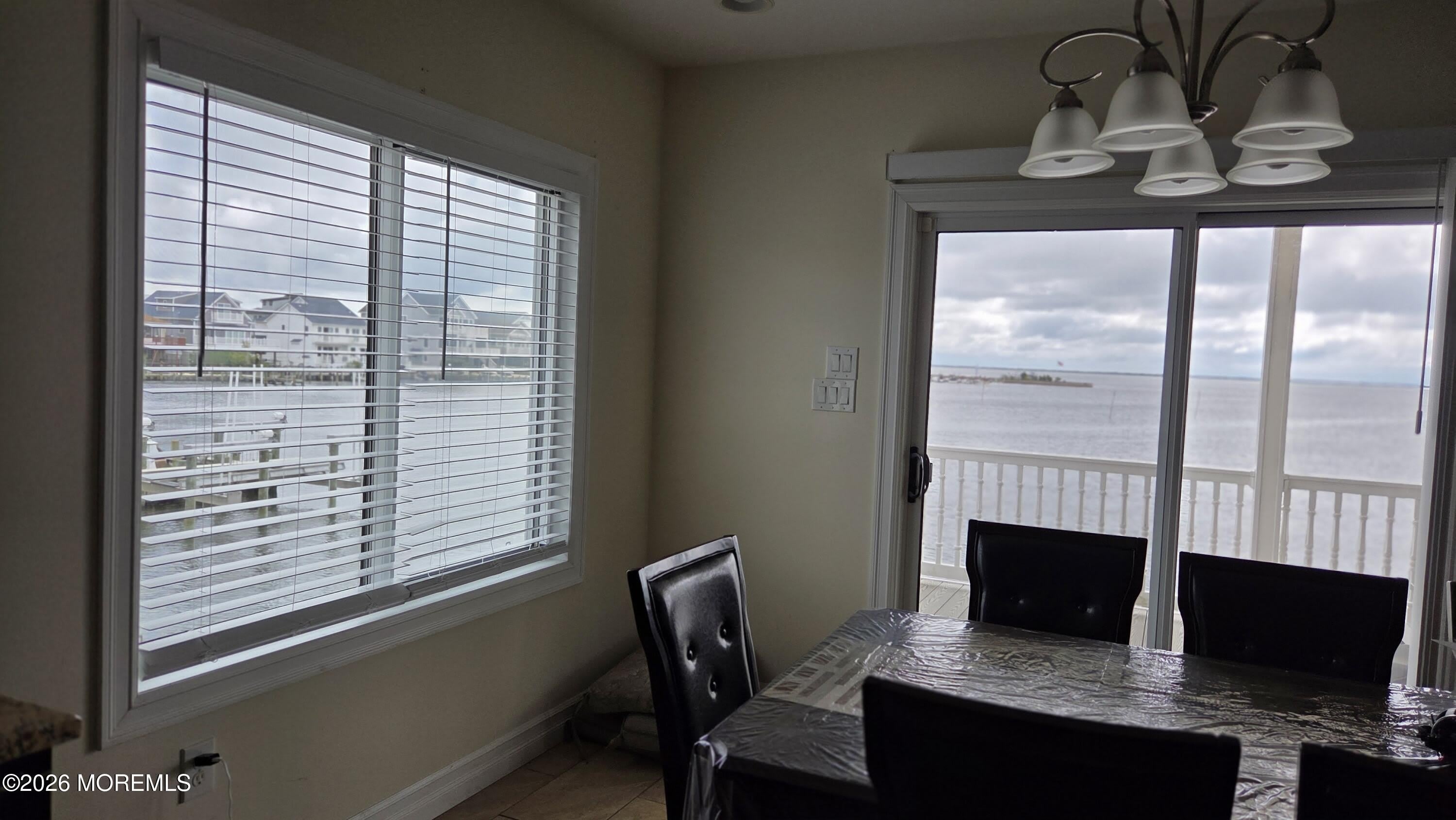 255 Pine Drive – photo 2