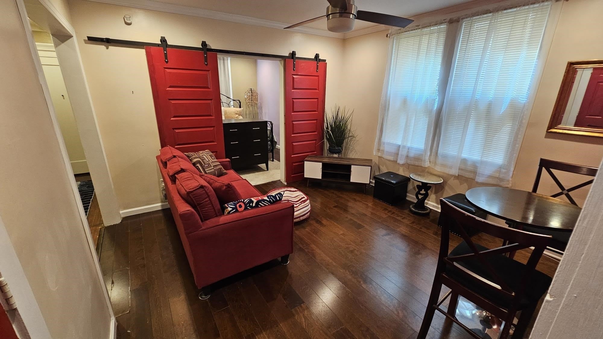 340 PEARSALL AVE – photo 2