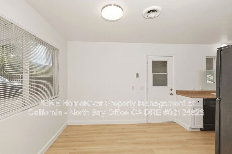 1040 South Cloverdale Blvd – photo 5