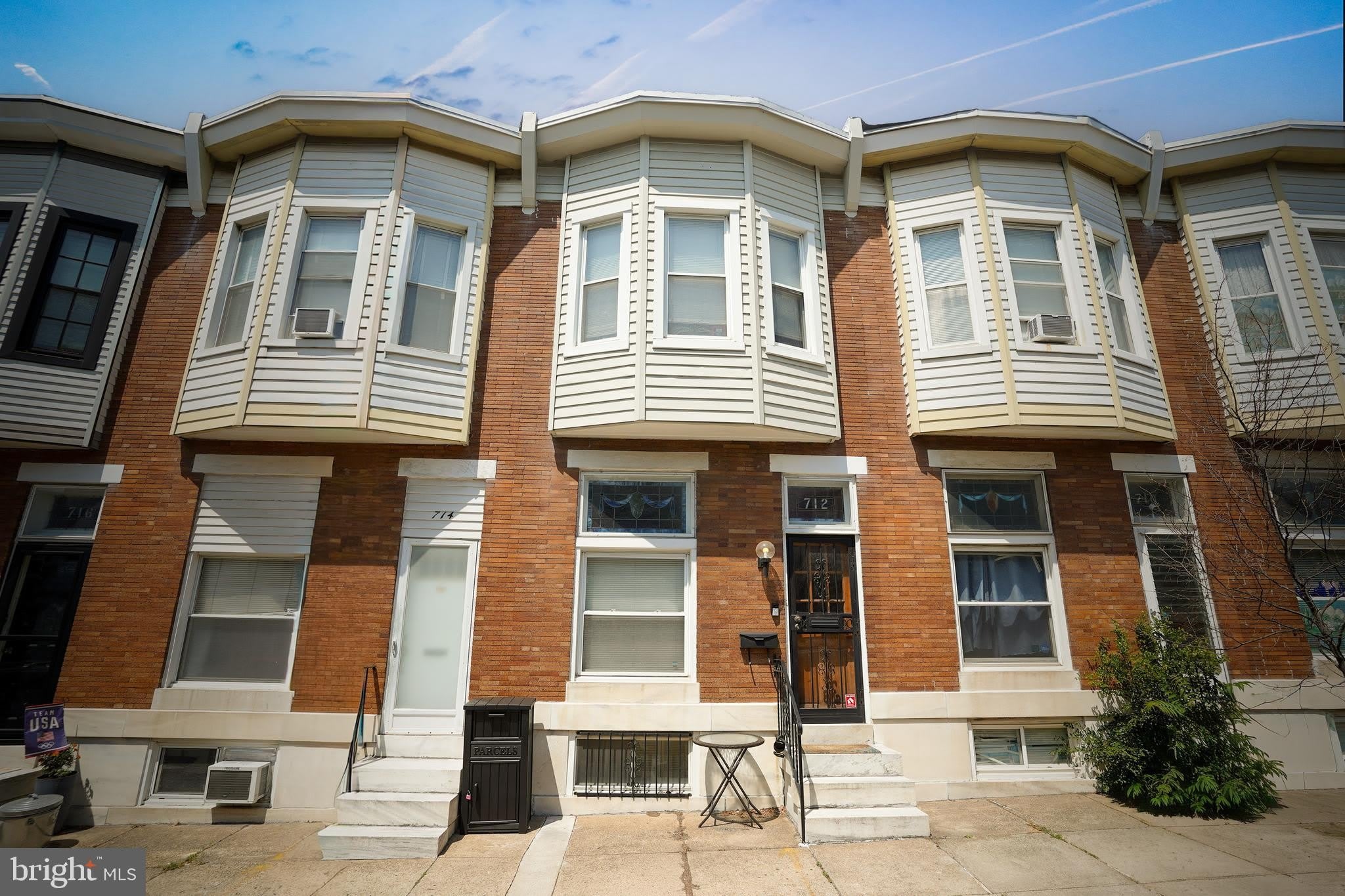 712 S Linwood Avenue – photo 1
