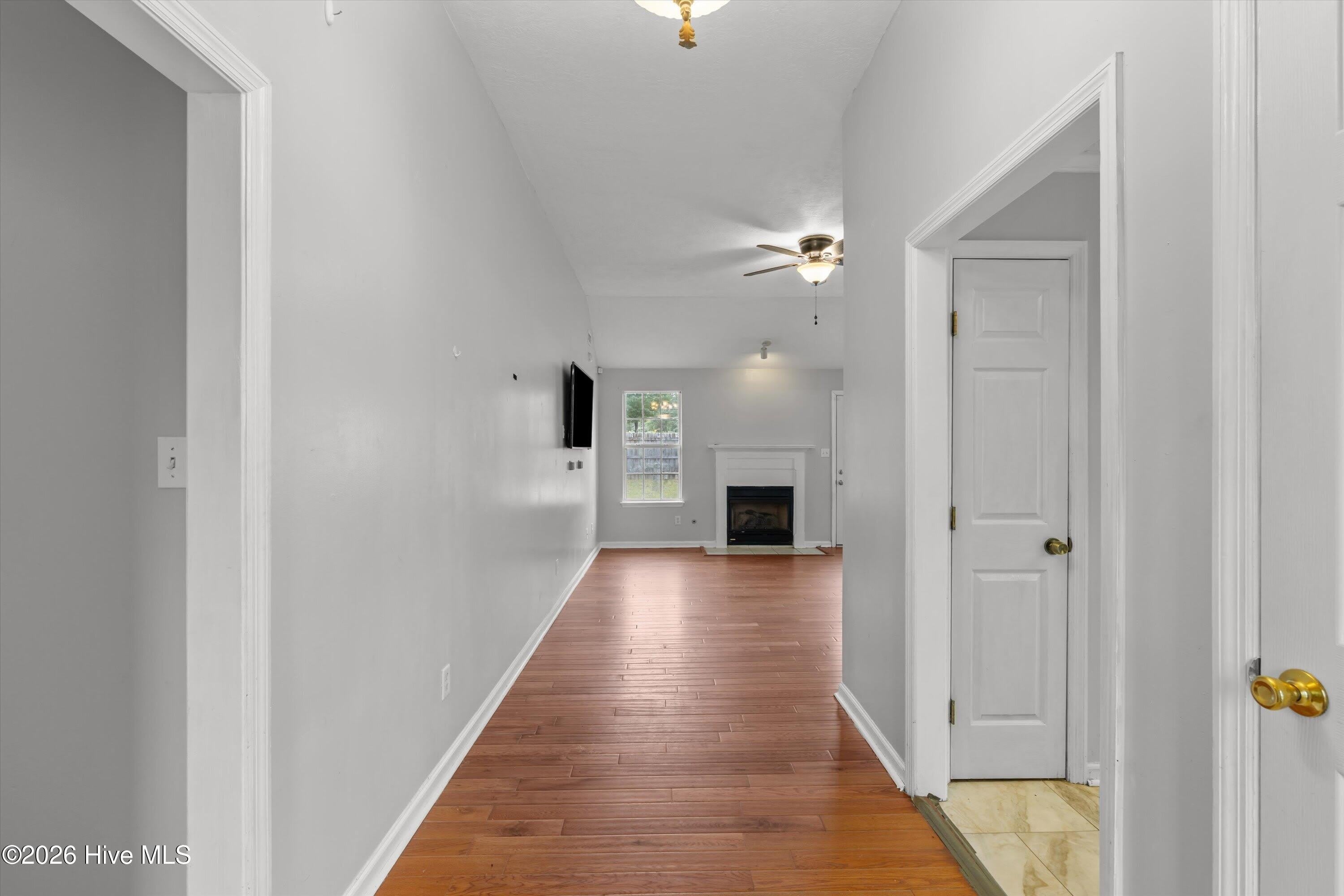 546 Jackson Street – photo 5
