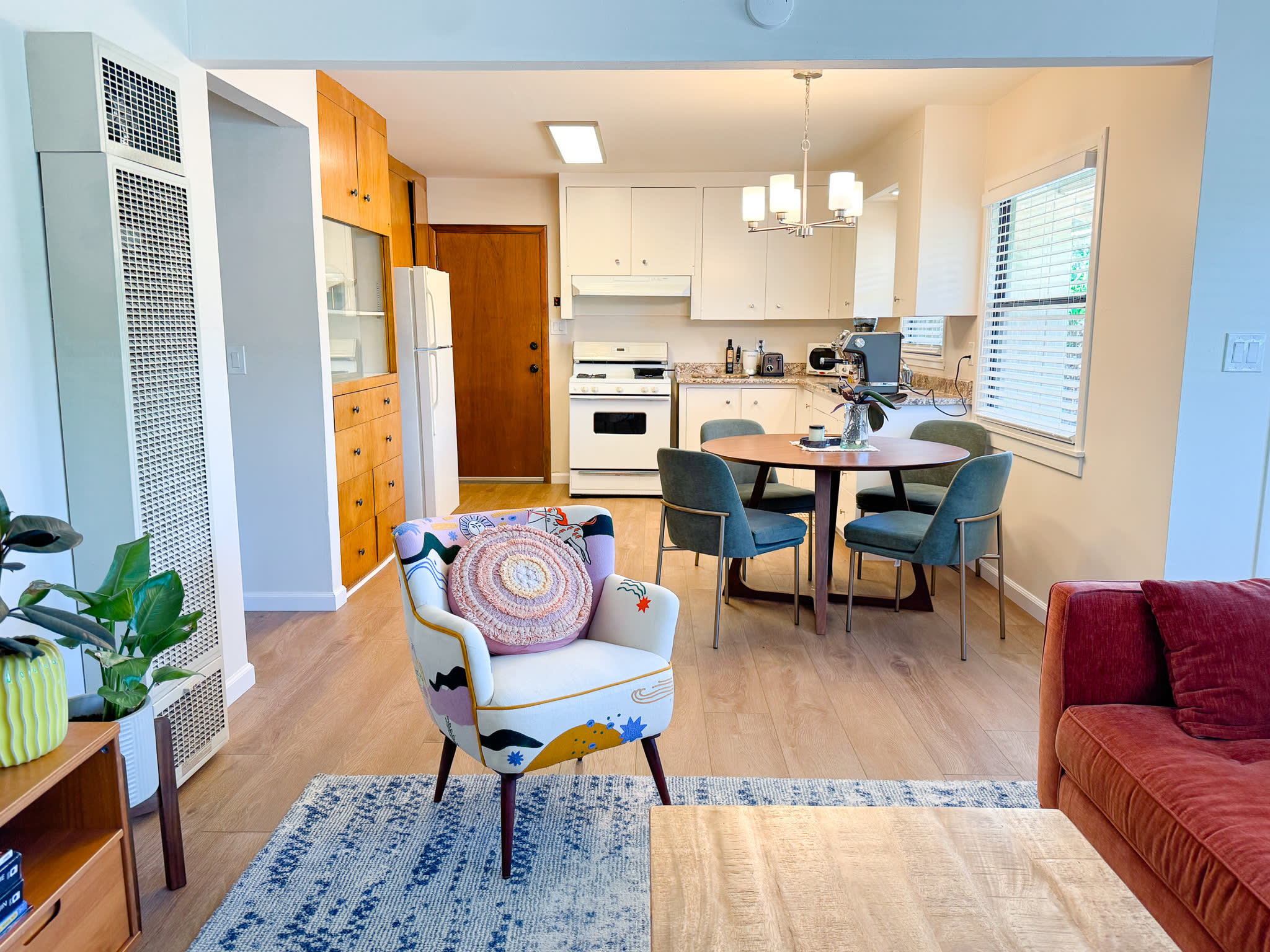 123 South East Street – photo 3