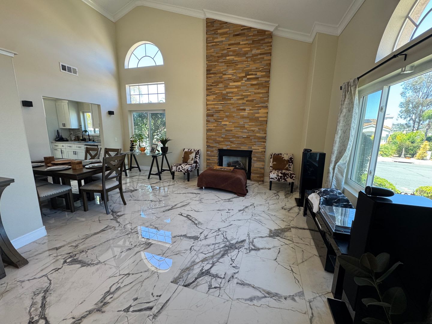 Luxury 4 Bedroom house – photo 5