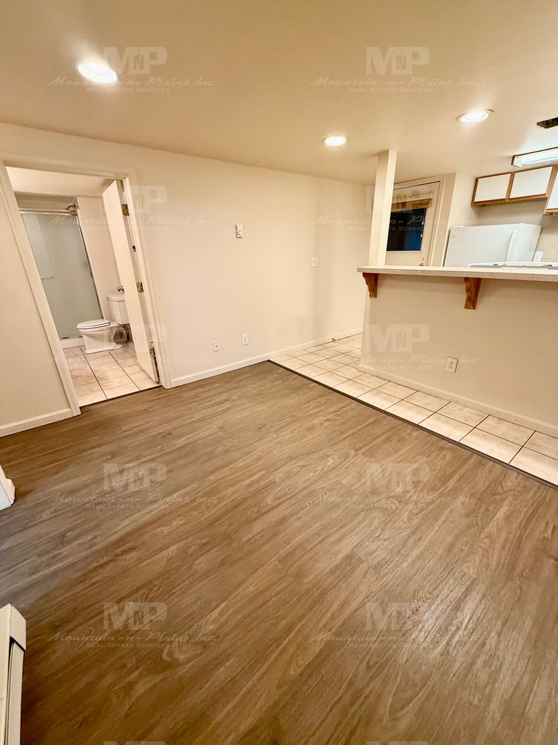 611 1/2 S Grant Avenue – photo 4