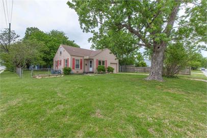 1446 South Erie Avenue – photo 3