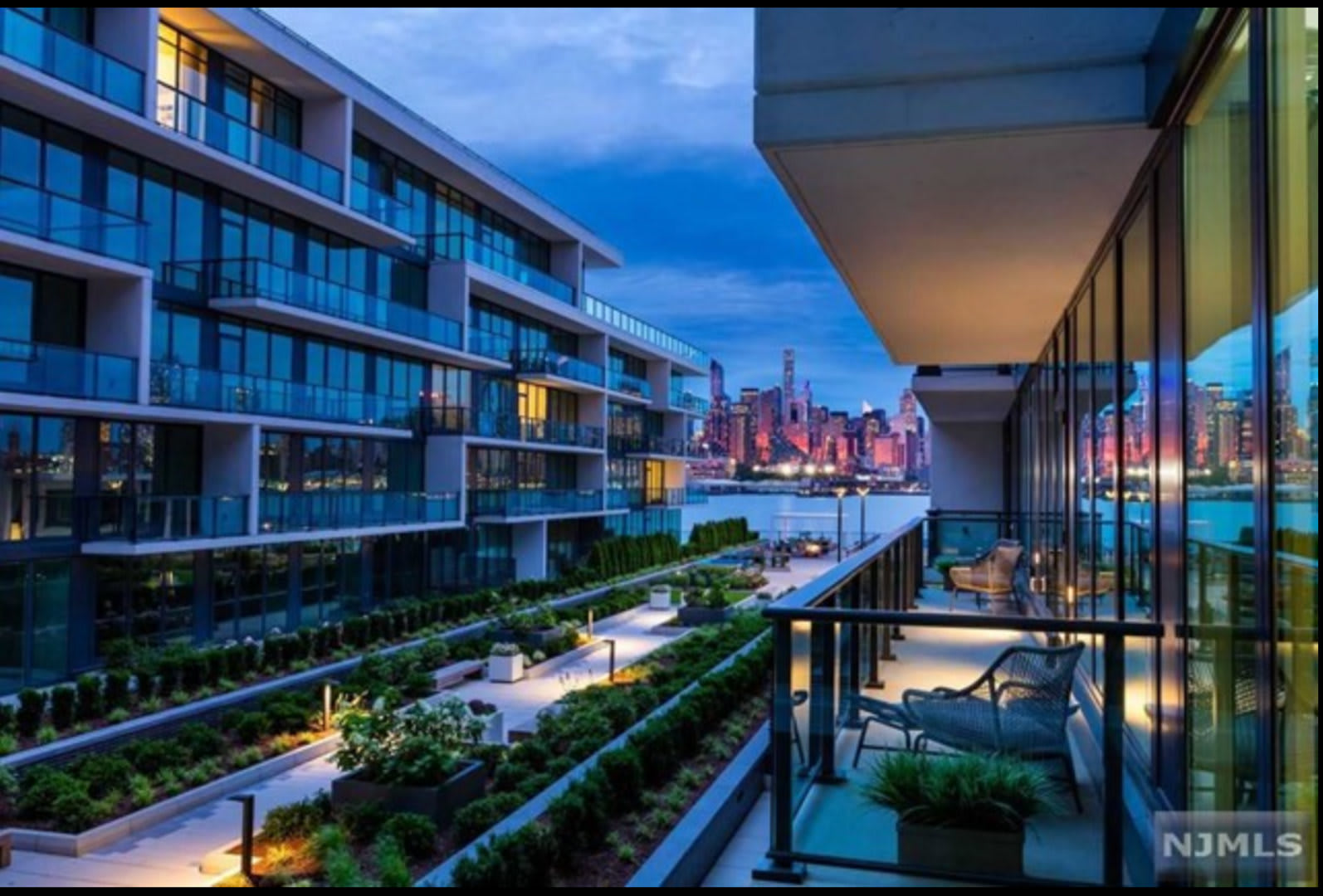 1200 Avenue At Port Imperial – photo 1