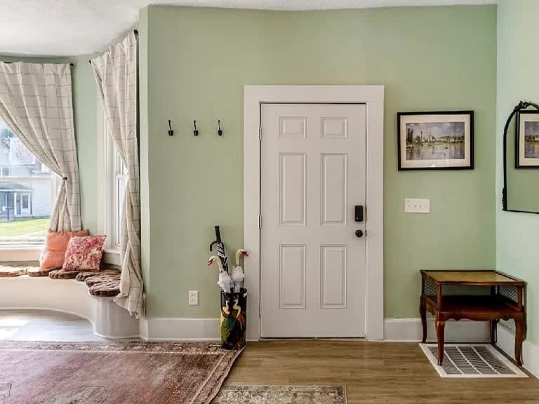 2927 Boulevard Place – photo 4